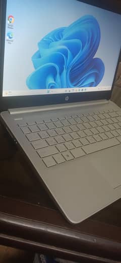 hp laptop core i3 generation 11