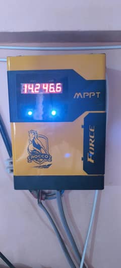 Solar Ups with MPPT