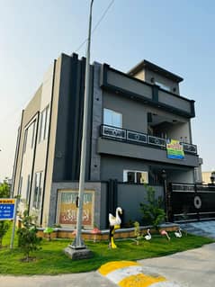 5 Marla Brand New A Plus Solid Constructed House For Sale In Park View City Lahore.