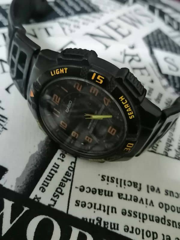 Casio AQ800w Tough Solar 6