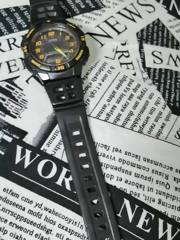 Casio AQ800w Tough Solar 7