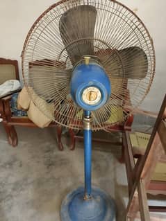 stand fan