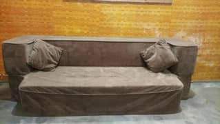 Sofa combed