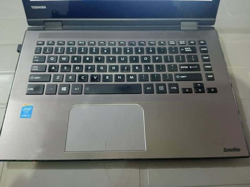 Laptop Toshiba Touch screen 10/10 condition no any problem 6