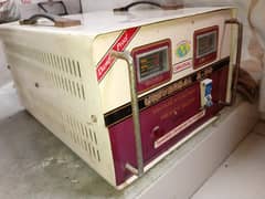 universal A-50 Voltage stabilizer  -5000 watts heavy duty