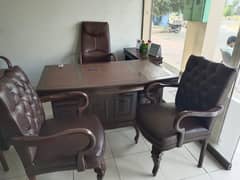 Slightly Used Table Chairs for Sale Bahria Nasheman Lahore
