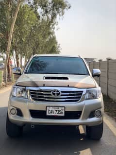 TOYOTA HILUX VIGO CHAMP,