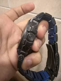 Casio Edifice B1000MTG Solar Chronograph, Bluetooth & Sapphire Glass