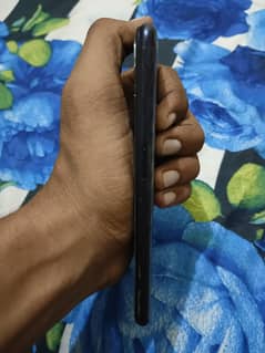 Oppo A3s  RAM 2GB ROM 16GB ONLY DABBA 10/9 CONDITION SEAL SET