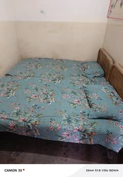 2 single beds