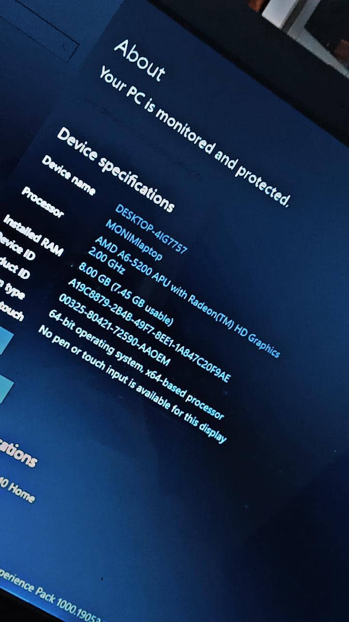AMD A6 5GEN 10/10 BODY SOME SCRATCHES ON PROTECTOR NOT DISPLAY 1