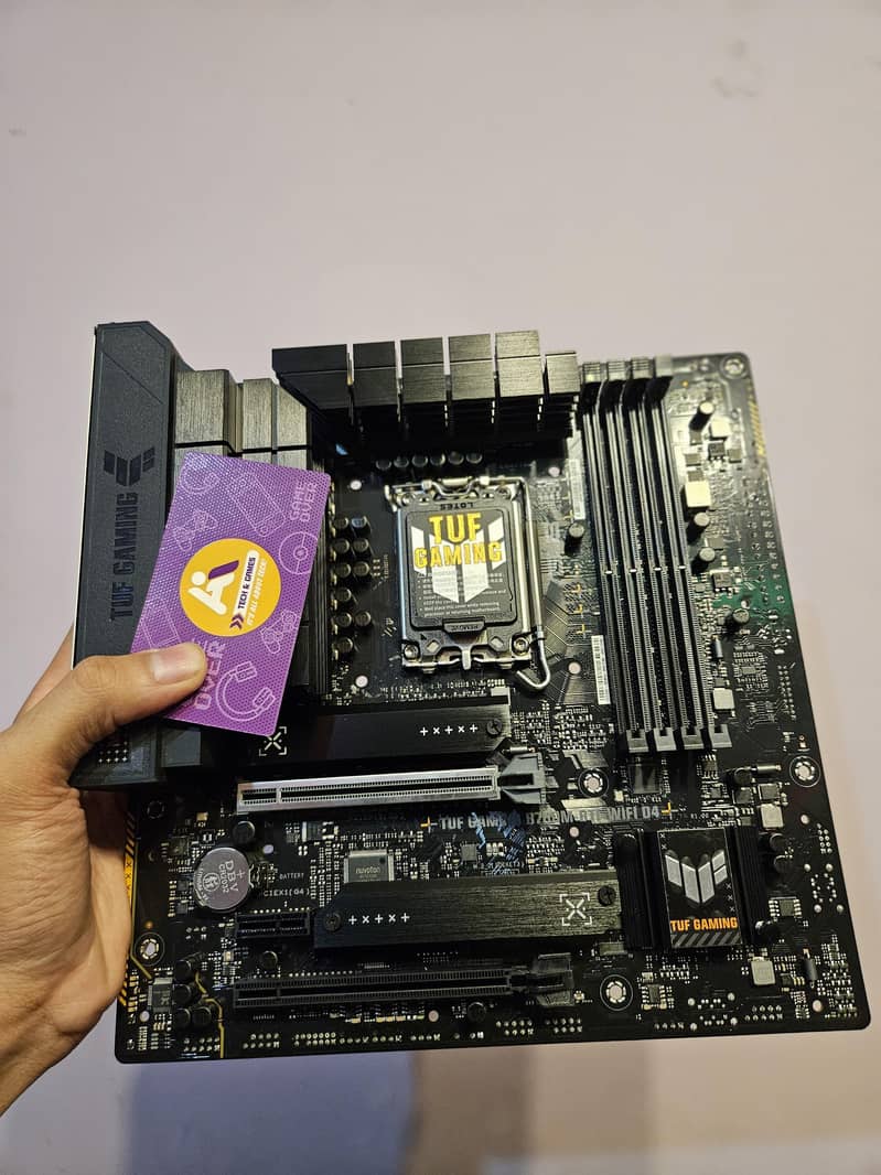 Asus Tuff Gaming B760M-BTF wifi  (back to the future) very rare board 11
