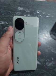 Vivo V40e 6 month warranty remaining