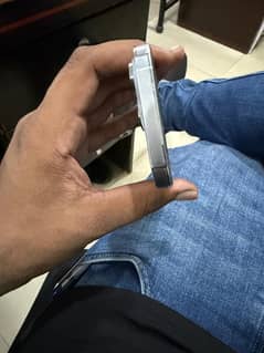 Iphone 14 pro white colour