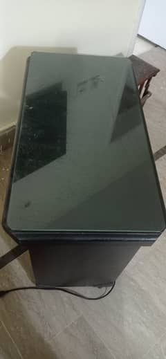 Small computer table for sale 80 cm x 45 cm x 75 cm with glass