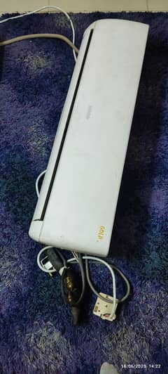 Imported AC 2 Ton, good condition