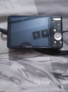 Sony cyber shot camera model DSC-W580