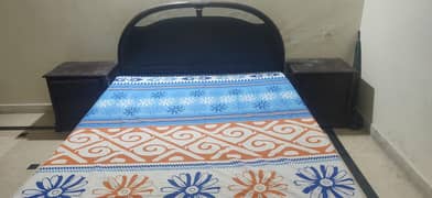 Queen Size Wooden Bed