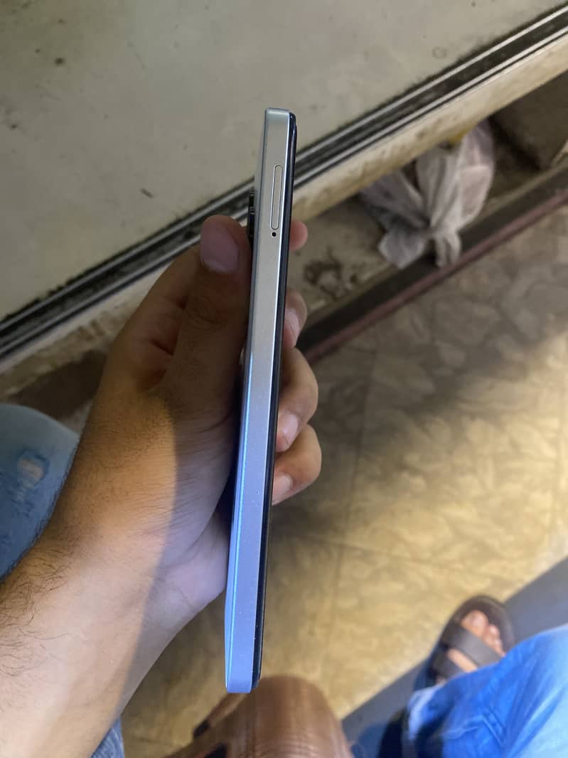 Infinix Smart 8 Memory 4+4|64 2