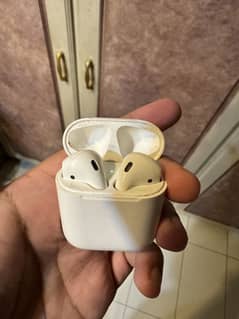 Apple Earpods 2nd generation