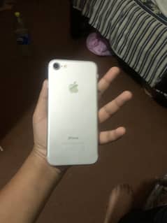 Dead iPhone 7 for parts