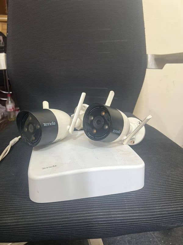 Tenda 4ch nvr with 2 color Cameras 4MP  with two way talk 0