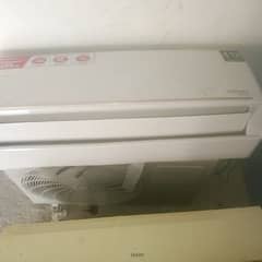 Dawlance inverter ac  far sale one tan