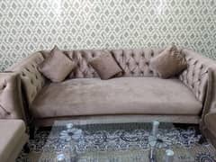 5 Seater Sofa Set With Center Table