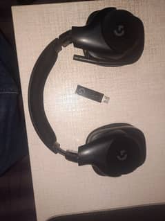 Logitech g533 wireless DTS 7.1 surround gaming headset