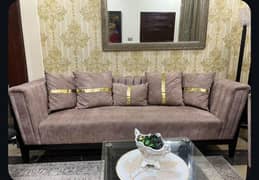 Wood Hub Sofa Set