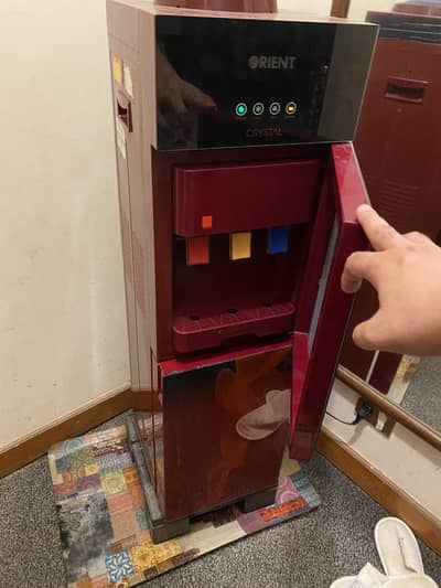 Orient water dispenser