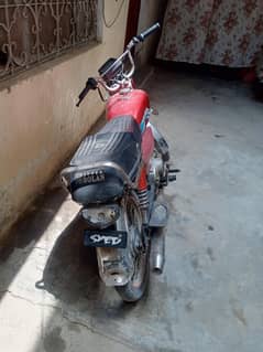 Yar engine freez hn aur file aur documents puray hn