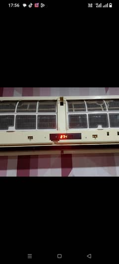 Ac 1.5 ton for sale okay calling 03099116362