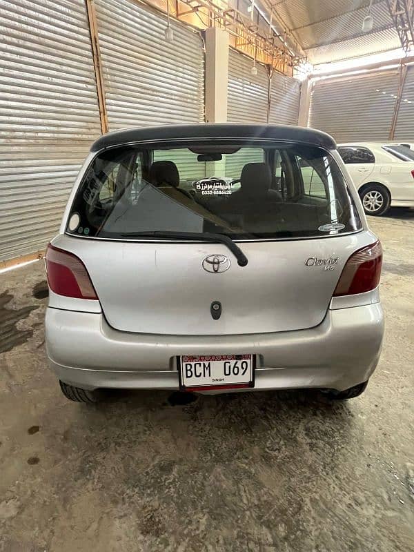 Toyota Vitz 2000 9