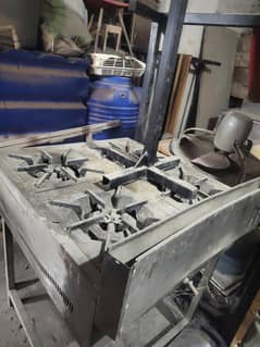 4 burner stove