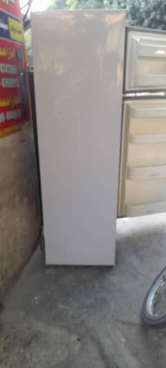 "Company Fitted "Compressor fridge| Recently Gas Charged| Lahore "