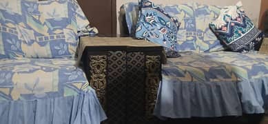 sofa set in well condition