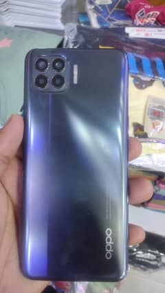 8 gb 128 gb  pta approve box k sth hai