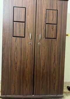 wardrobe in a good condition