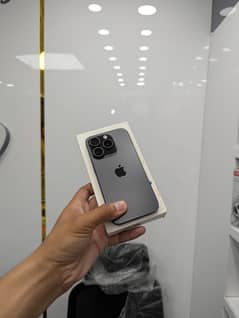 Iphone 15 pro black color 128gb  91% health 10/10 with box