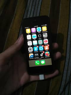 iPhone 5s used 16gb 10 by 10