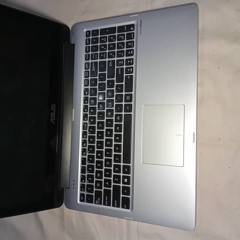 Asus touch screen laptop, 360 deegre 11