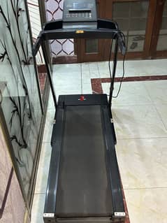 Used Foldable Treadmill in Excellent Condition – Low Price (home gym)