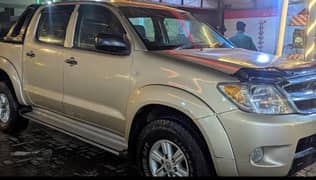 HILUX