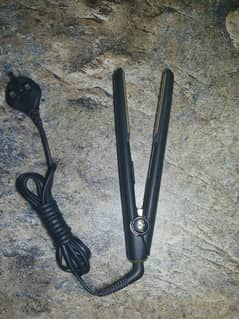 GHD hair straightener my WhatsApp number 03254008845