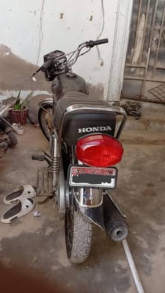 united 125
