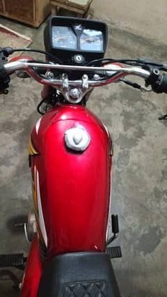 Honda 125cc Karachi number (03213773766)