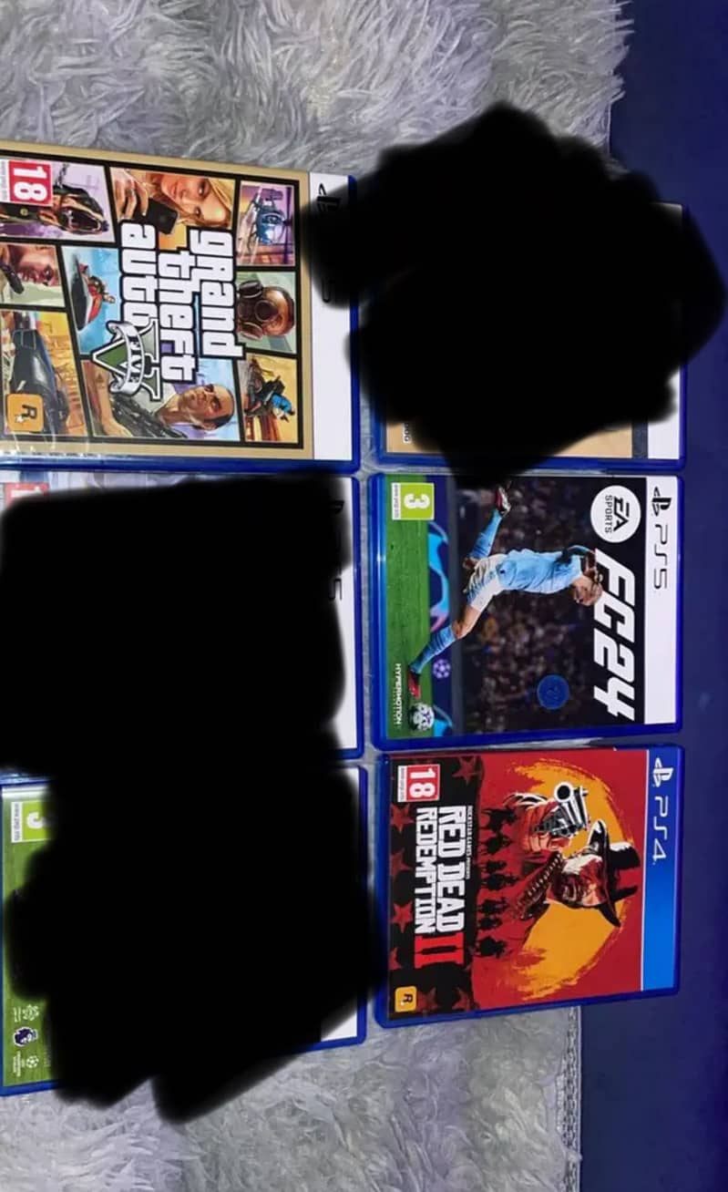 Ps5 with games and controller 2
