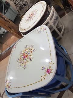 Round Dining Table
