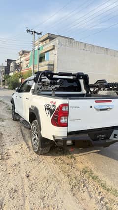 Revo roll baar new style look like new